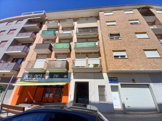 Ref FRRE-01271, 88m2 apartment with lift for sale in Calle Enric Valor 12, La Font d’En Carròs, Valencia, Spain.