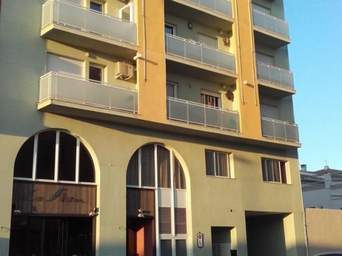 Ref SBRE-0097438. A 111m2 apartment for sale in Calle Papa Calixto 4 – 6, Oliva, Valencia, Spain.