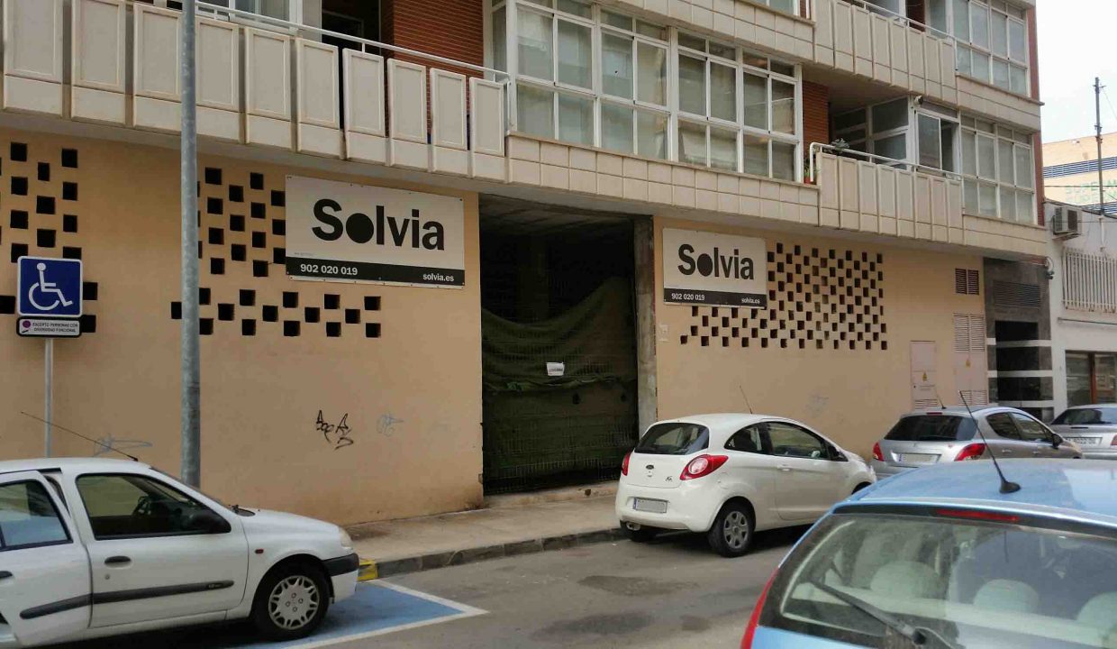 1289m2 business premises for sale in C/ Turia