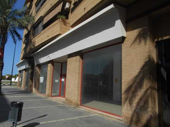 1023m2 business premises for sale in Avda Republica Argentina