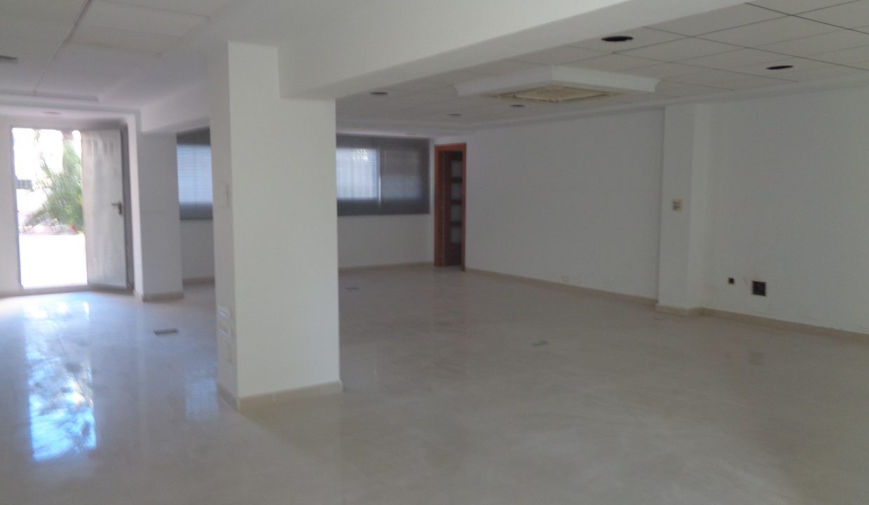 50m2 business premises for sale in Pz Hispanidad (edif. Chacolines)