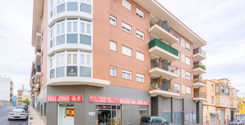 90m2 apartment for sale in Av Valencia