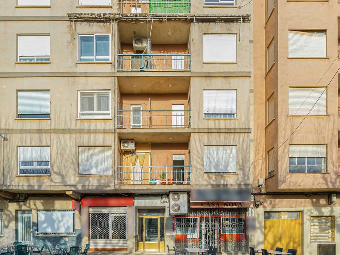 113m2 apartment for sale in Calle Pla de la Font