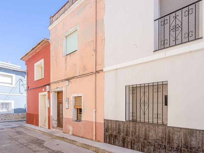160m2 townhouse for sale in C/ Moreral