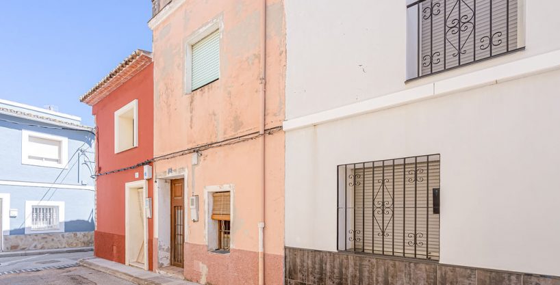 160m2 townhouse for sale in C/ Moreral