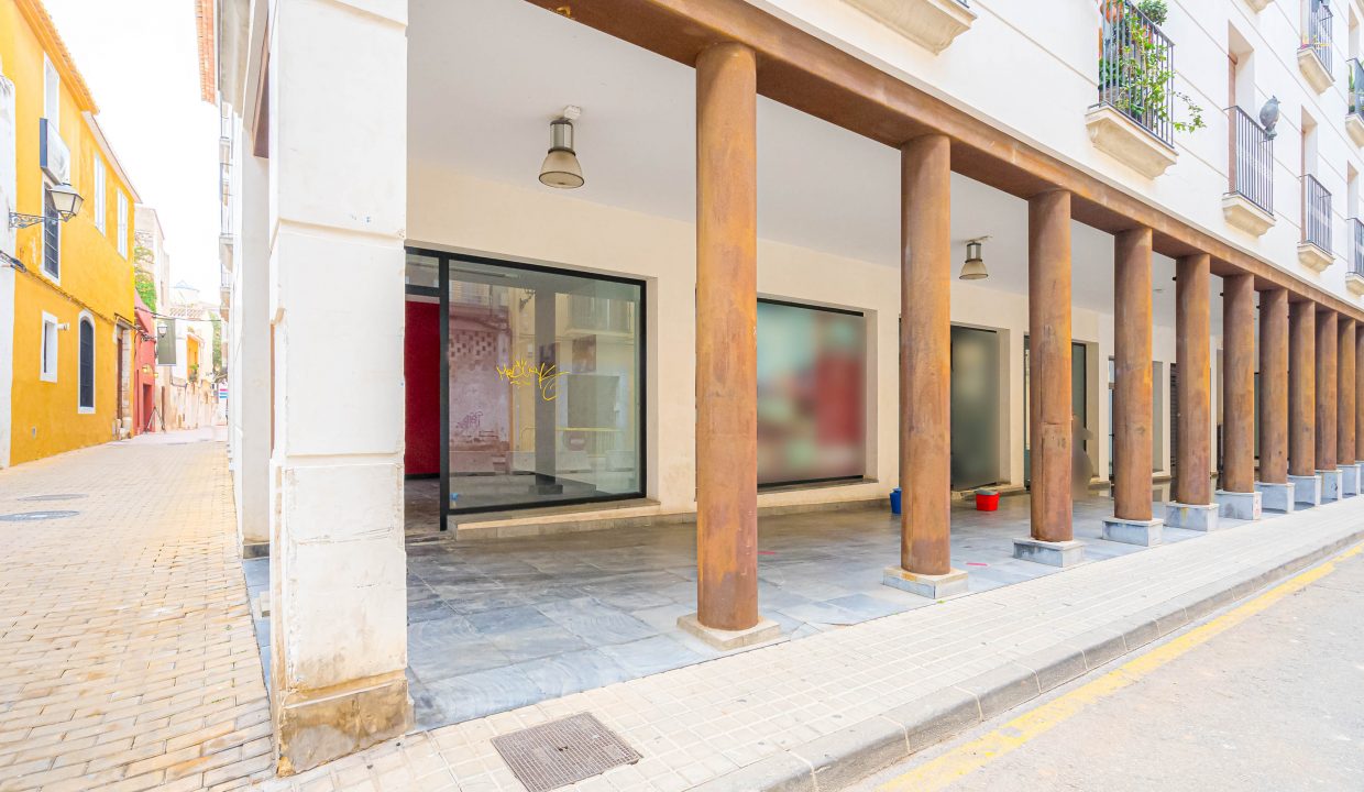 95m2 business premises for sale in C/ Sant Josep
