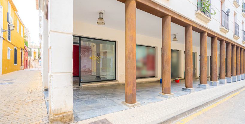 95m2 business premises for sale in C/ Sant Josep