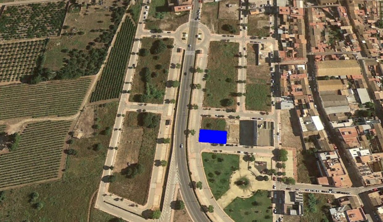 429m2 urban land for building for sale in Av de Alicante