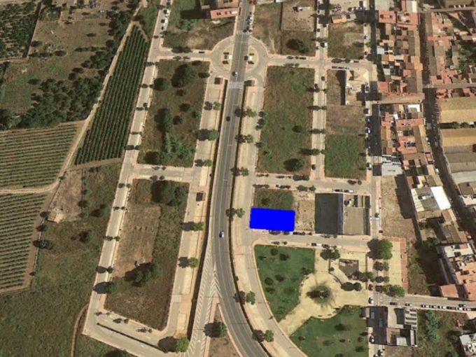 429m2 urban land for building for sale in Av de Alicante
