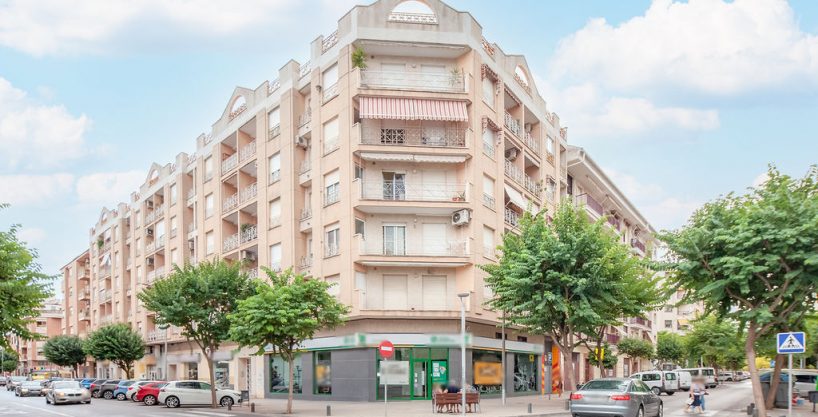108m2 apartment for sale in C/ Benicanena