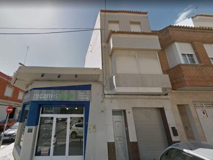 122m2 business premises for sale in CASTELLO DE LA PLANA