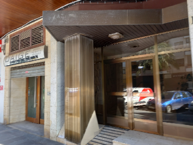 211m2 business premises for sale in República Argentina