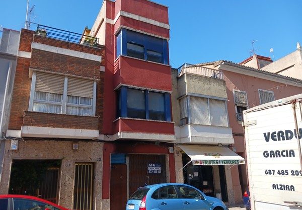 194m2 townhouse for sale in Josep Pau Margantoni