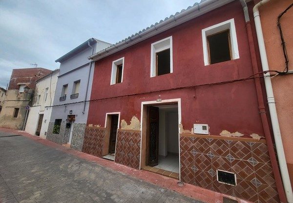142m2 townhouse for sale in Sant Josep