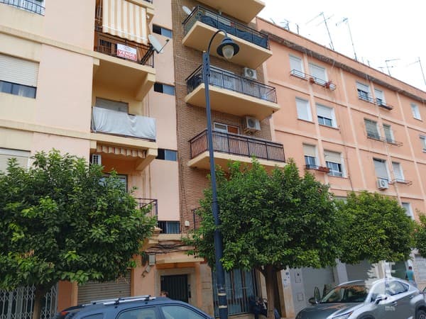 Ref H5962281. A 90m2 apartment for sale in Avenida del Parc 15, Alzira, Valencia, Spain.