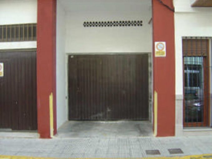 Ref M195756. A 64m2 business premises for sale in Calle de la Cruz 23