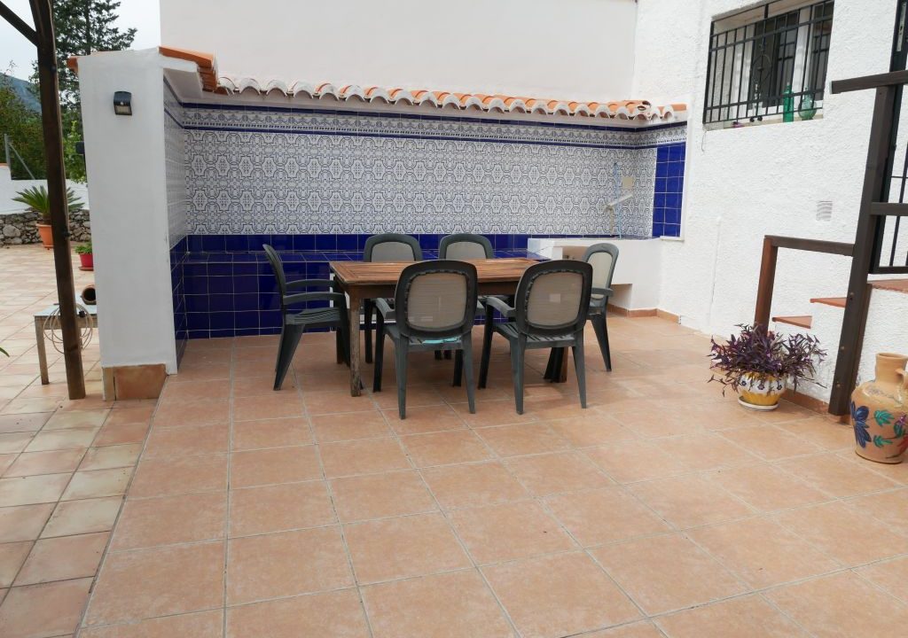335m2 5 bedroom villa with large pool for sale in La Drova Barx Valencia Spain13