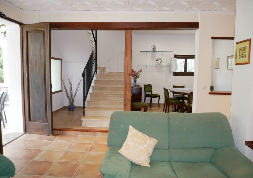 335m2 5 bedroom villa with large pool for sale in La Drova Barx Valencia Spain2