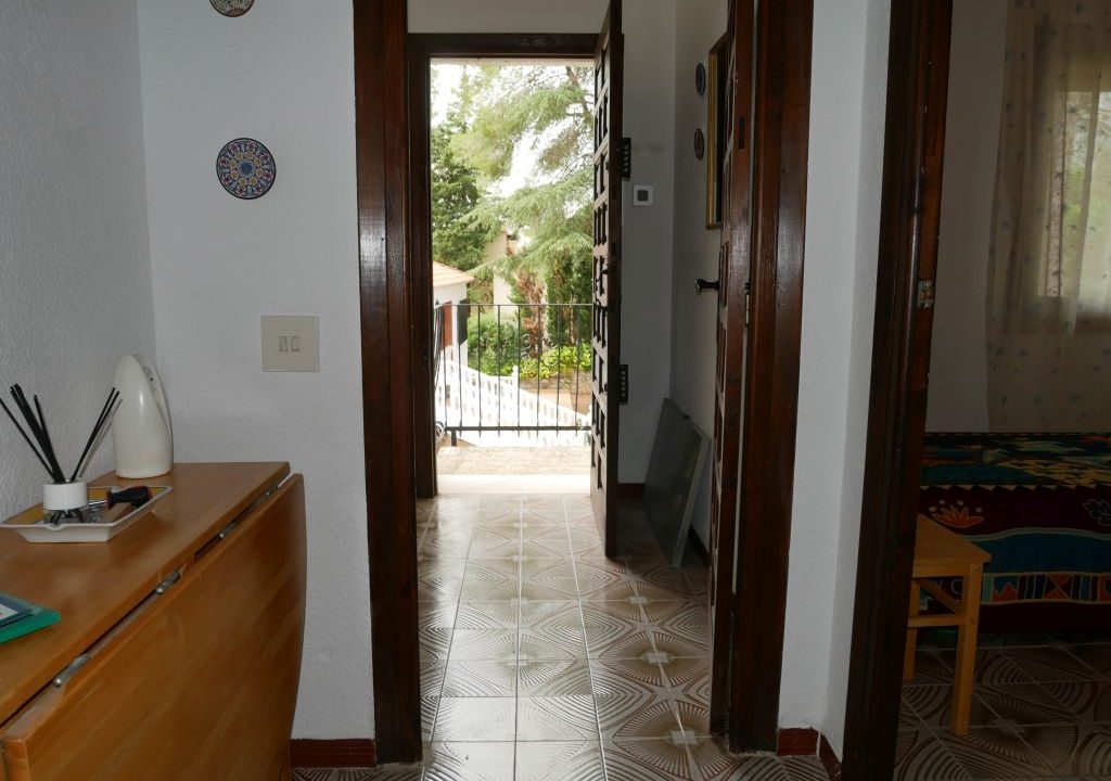 335m2 5 bedroom villa with large pool for sale in La Drova Barx Valencia Spain40