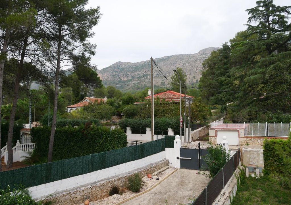 335m2 5 bedroom villa with large pool for sale in La Drova Barx Valencia Spain53