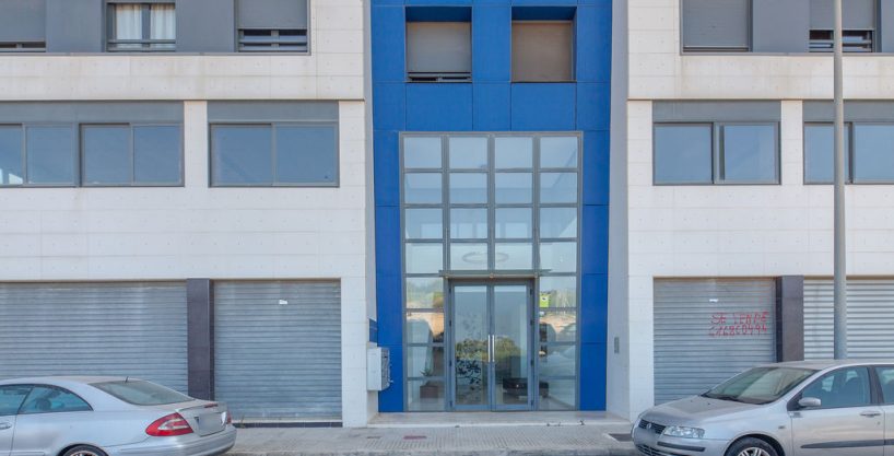 EXCKC-01464-0001. A 379 business premises for sale in Oliva Valencia Spain