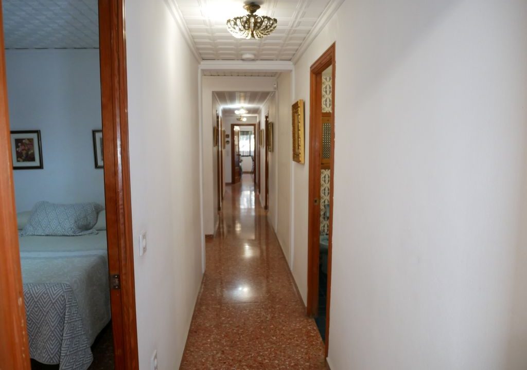 152m2 apartment for sale with lift in avenida republica argentina gandia valencia1