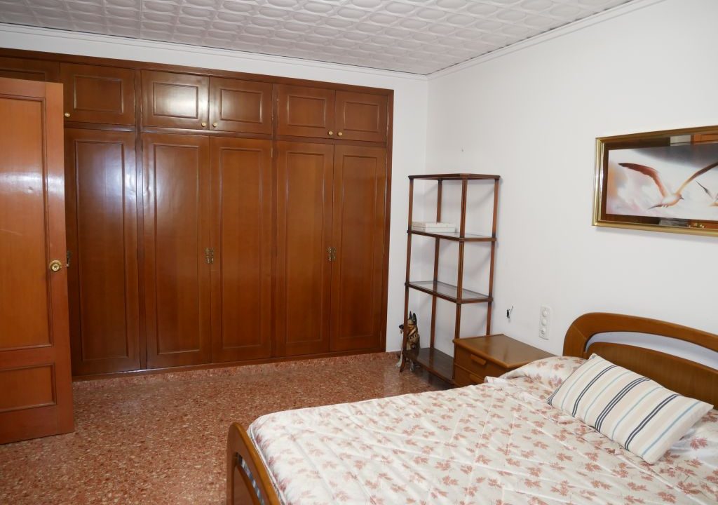 152m2 apartment for sale with lift in avenida republica argentina gandia valencia4