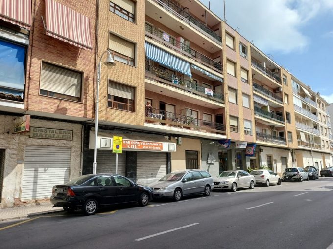 EXCCS-11255-0001. A 142 ex restaurant business premises for sale in Gandia Valencia Spain
