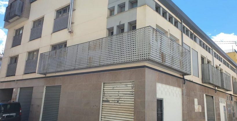 EXCCS-01879-0001. A 100 business premises for sale in Oliva Valencia Spain